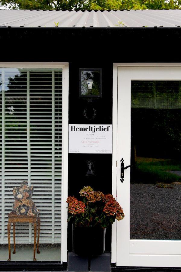 Bed and Breakfast Hemeltjelief Bij Caro Ezinge Exteriér fotografie