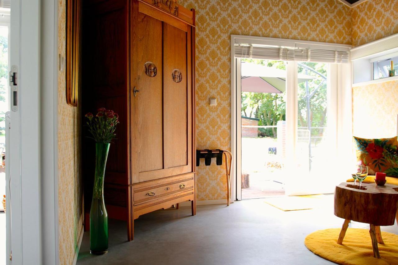 Bed and Breakfast Hemeltjelief Bij Caro Ezinge Exteriér fotografie